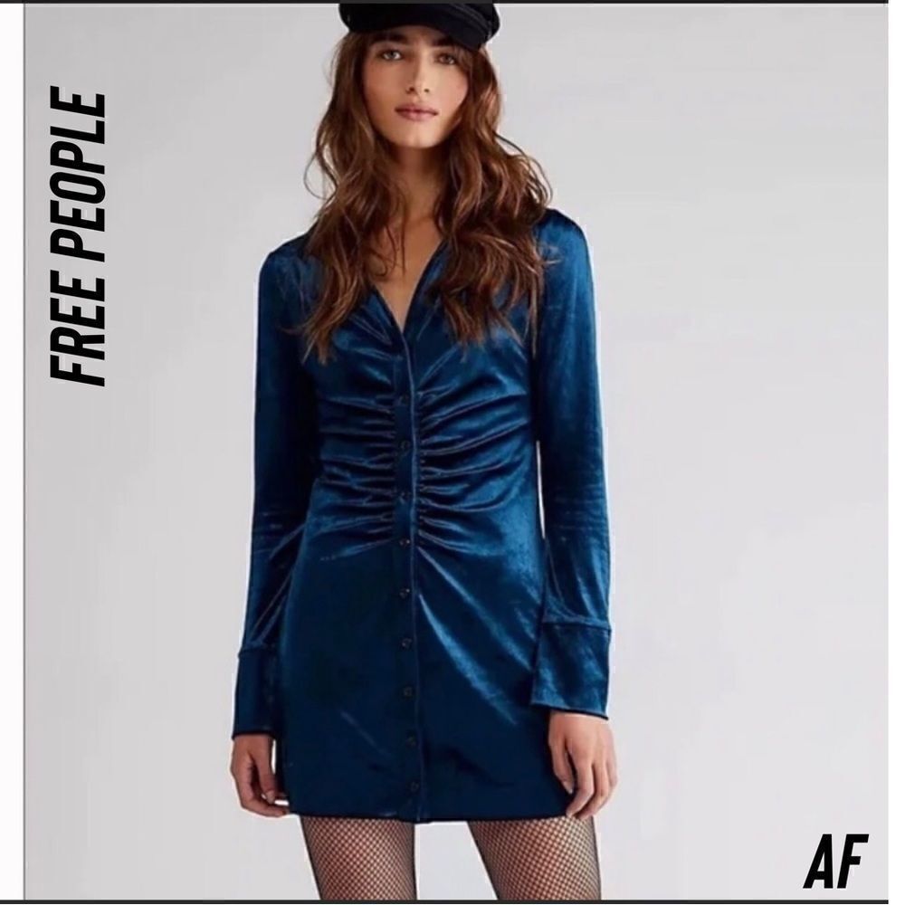 FREE PEOPLE SHAYLA VELVET MINI DRESS IN NAVY NEW XS